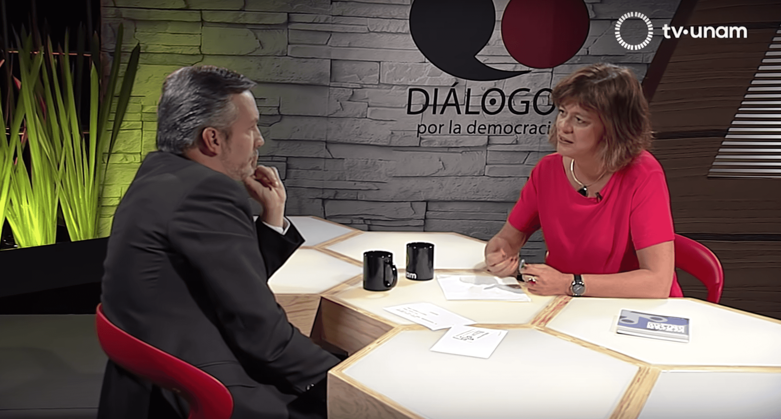  “Estudiamos la realidad desde un compromiso político”