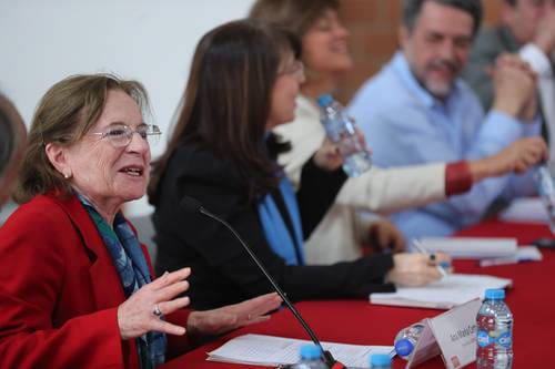  Ciencias sociales,vía para sacar a AL de su laberinto: expertos