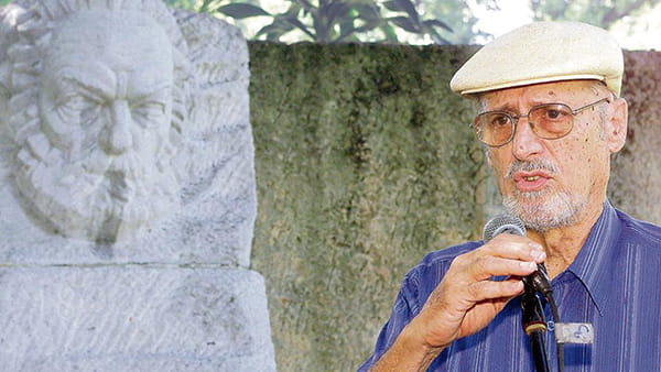  ¡Hasta la esperanza siempre, compañero Retamar!