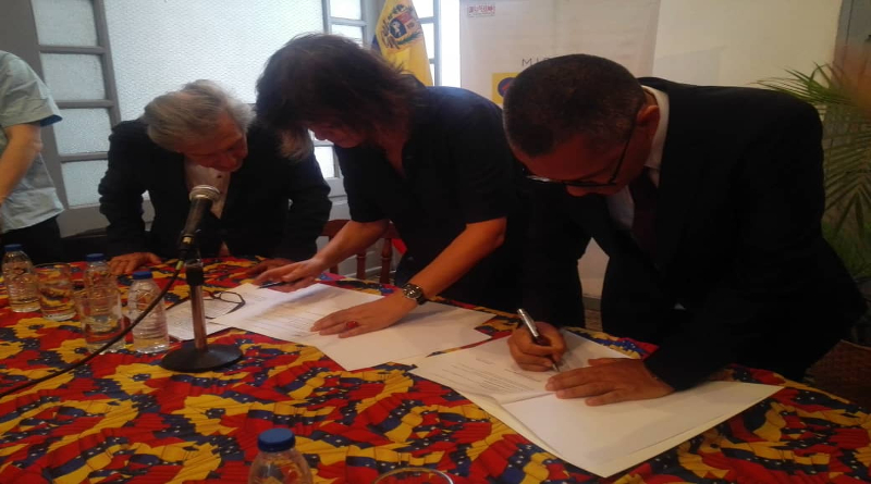  Ministerio de Cultura y Clacso firmaron convenio para resguardo y difusión del pensamiento nuestroamericano