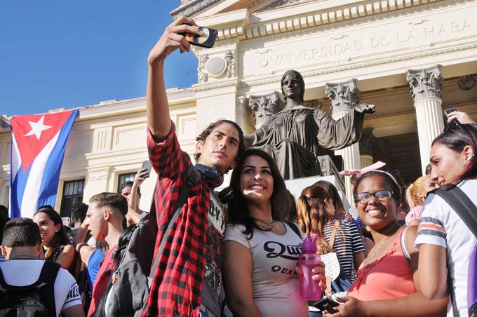 “La ciencia y los jóvenes tienen cita el 2021 en La Habana”
