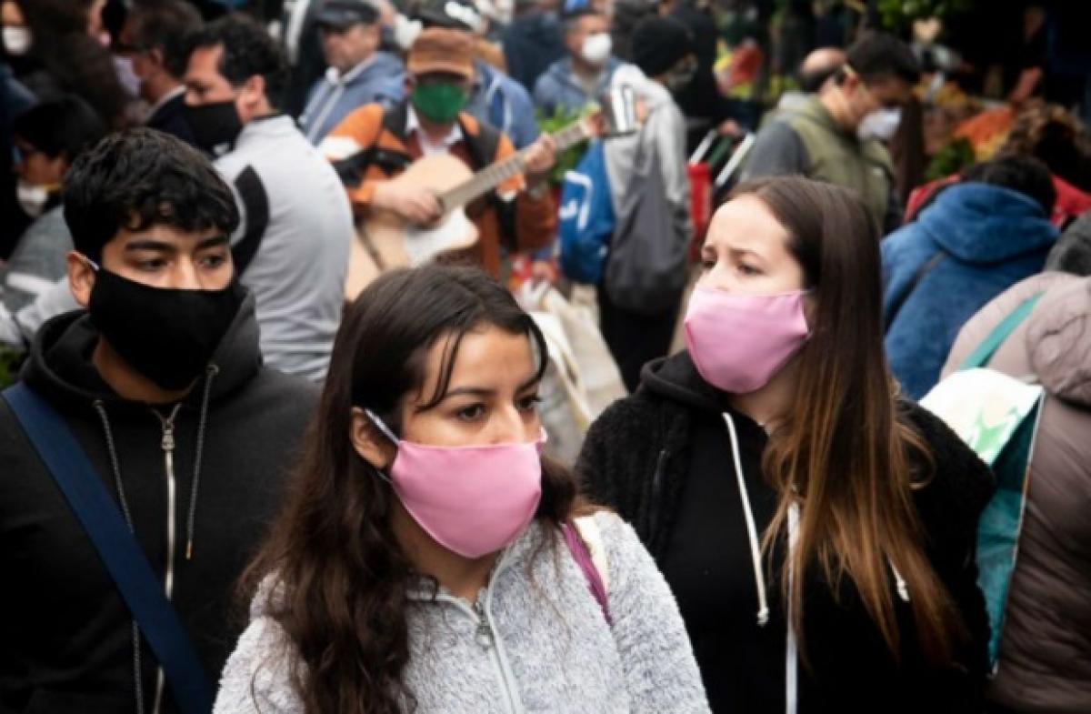  “Jóvenes y reconfiguraciones de lo público: lecturas desde la pandemia”