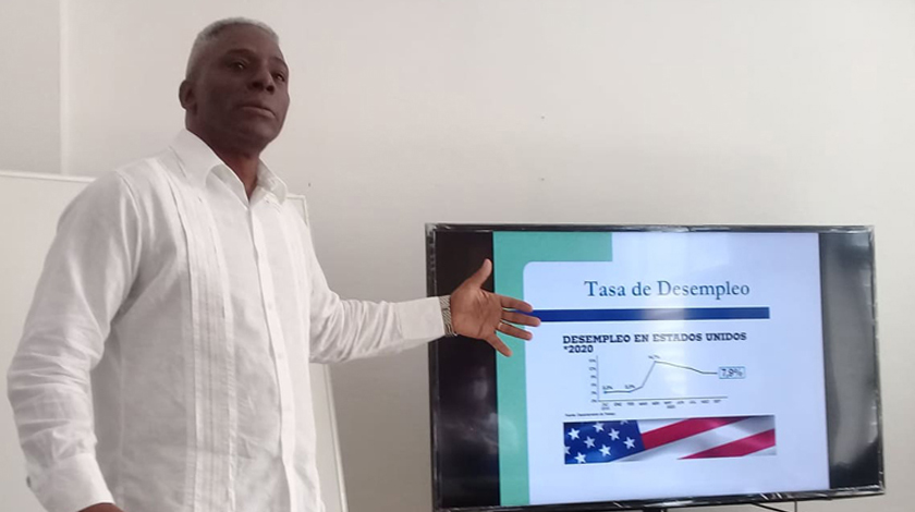  “Faustino Cobarrubia: de la economía mundial al desarrollo local, pensando como país”