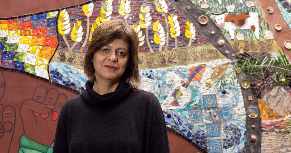  Karina Batthyany: “Las mujeres que realizan tareas de cuidado no remuneradas en los hogares también son trabajadores”