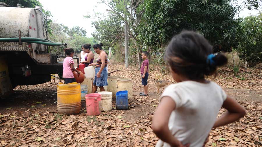  Los jóvenes hablan del cambio climático en Diálogos del Bicentenario