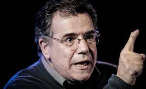  Académicos respaldan a Gerardo Caetano tras agravios del represor Eduardo Ferro