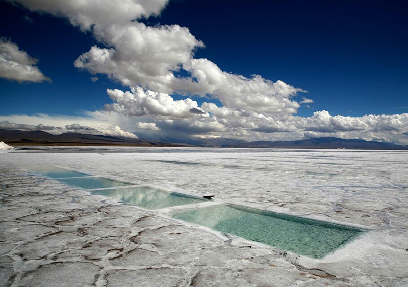  Milagro, el litio y el Zar