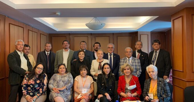  Festejemos el Día de la Mujer dando más acceso a la educación: FENAPAF