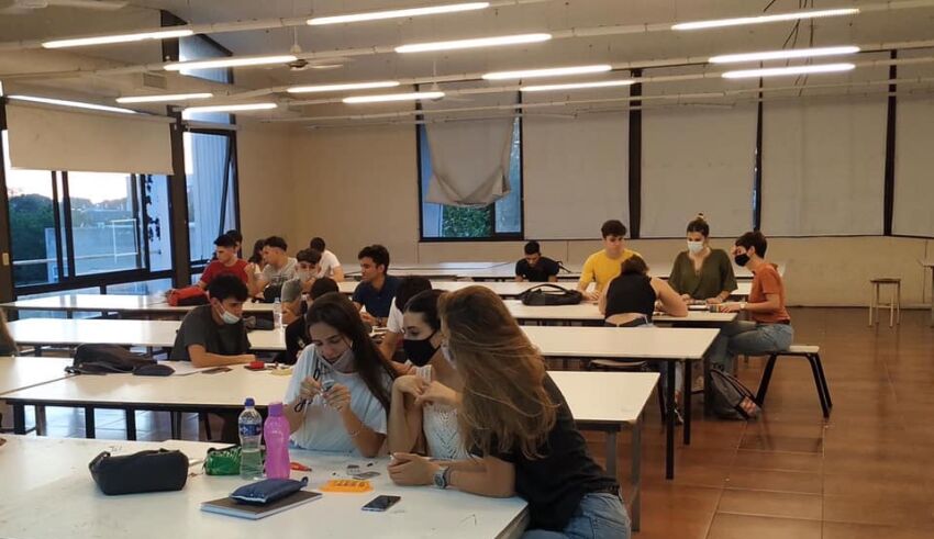  Siempre un derecho, nunca mercado