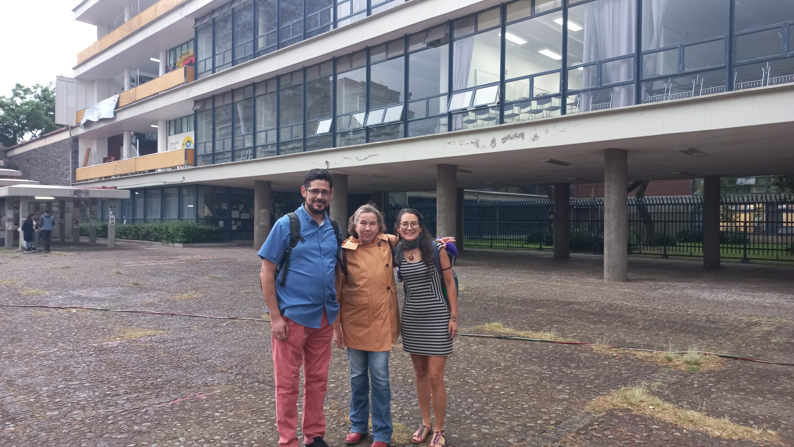  ESCUELA DE SOCIOLOGÍA Y PROYECTO FONDECYT QUE ESTUDIA LA ESFERA COMUNITARIA AFIANZAN VÍNCULOS INTERNACIONALES