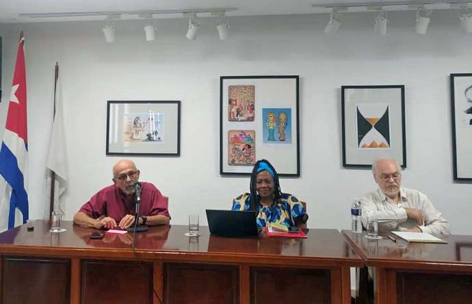  Publicación difunde estudios sobre afrodescendencias