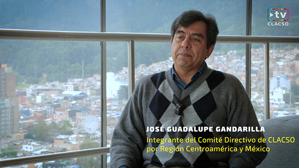  «Los grandes complejos corporativos pueden tener más poder que muchos estados»