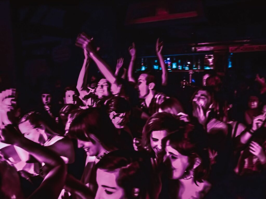  Pelear en la noche mercantilizada: “La sociedad del siglo XXI es más violenta”