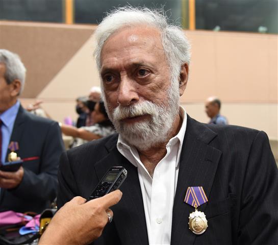  Ciencia y Economía por caminos comunes