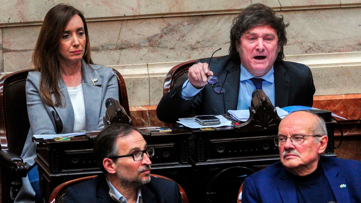  La gobernabilidad de la extrema derecha es un gran signo de pregunta, estimaron académicos