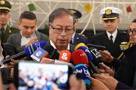  Petro y su desconfianza de los medios