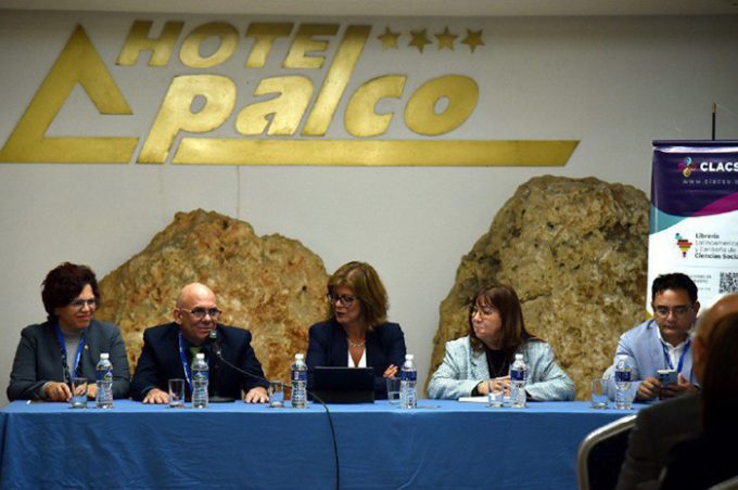  Institución internacional defiende lazos universidad-comunidad