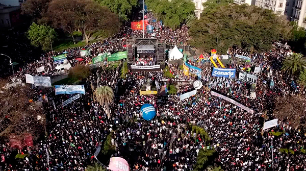  Las Universidades Públicas seguimos resistiendo