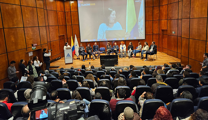  Emotivo cierre de #CLACSO2025