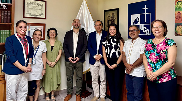  “Llevamos la solidaridad de CLACSO al campo académico de El Salvador”