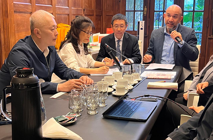  CLACSO recibe a delegación de editoriales de la República Popular China