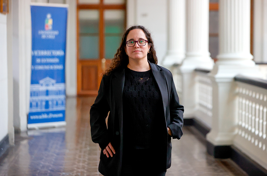  «Asegurar la sostenibilidad de la ciencia y el libro es una misión pública»